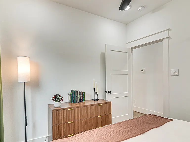 1503 Egypt St — Photo 19