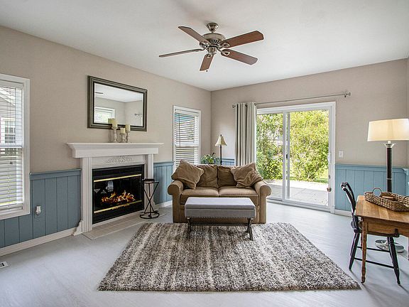 4th image of 7567 Muirfield Dr