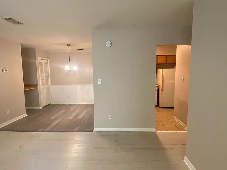 100 Brighton Hill Rd #10H — Photo 2