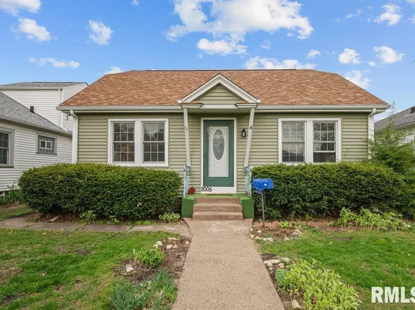 2005 46th St, Rock Island, IL 61201