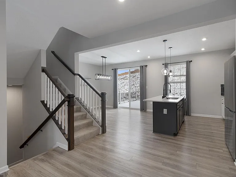 23 Dover Ct — Photo 4