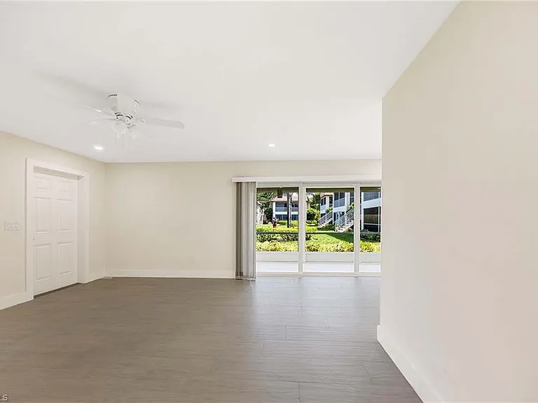 1155 Sandpiper St #F7 — Photo 7