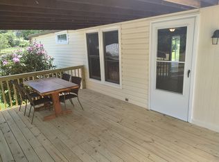 32 Sams Branch Rd, Candler, NC 28715