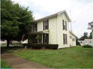 92 W 1st St, Frazeysburg, OH 43822