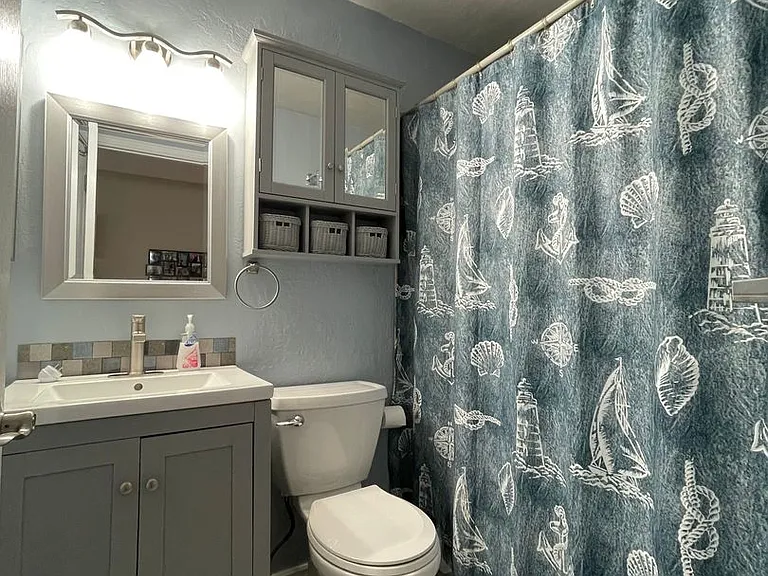 311 W La Bonte St — Photo 12