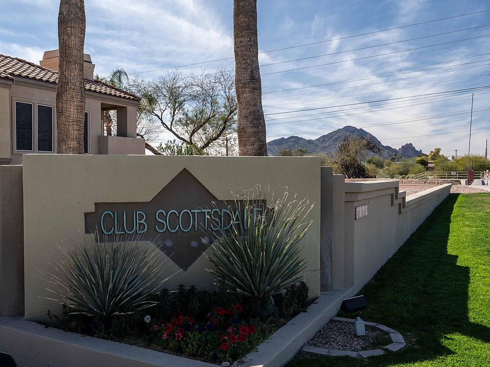 Club Scottsdale Condo in great central Scottsdale location.