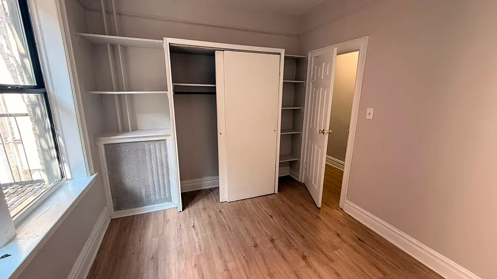 225 Academy St — Photo 4