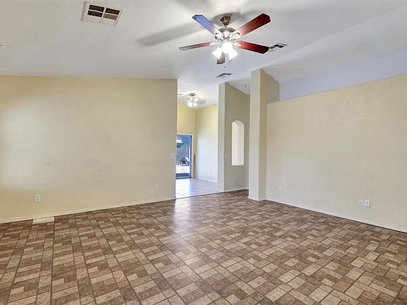 5th image of 13361 W Ventura St