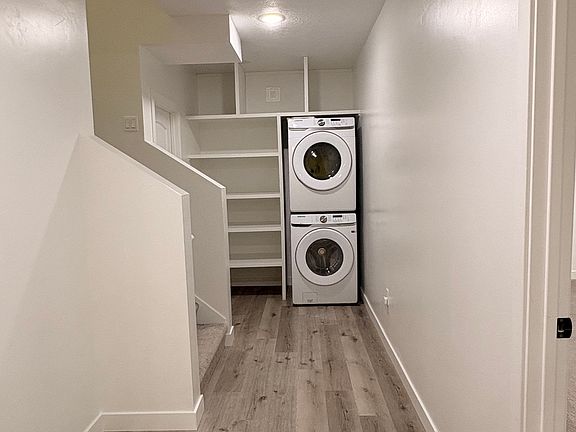 4th image of 1567 W Sparta Way #Basement