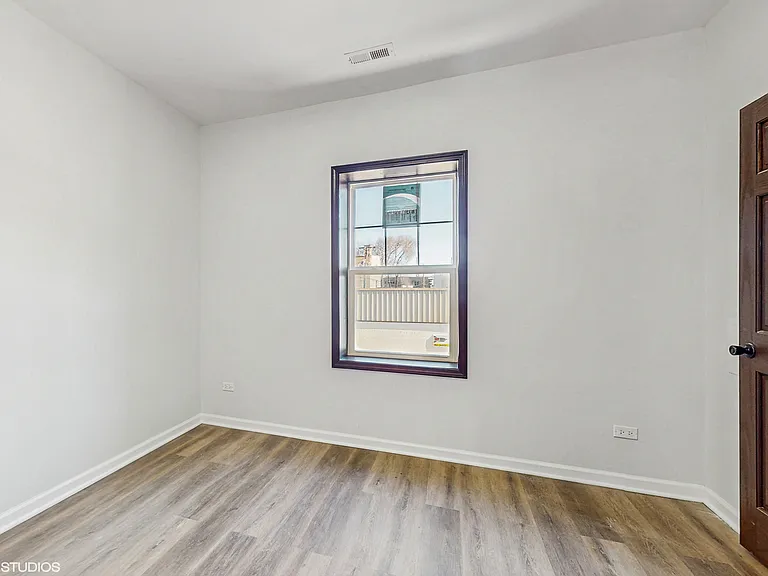 6808 N Clark St #2E — Photo 19