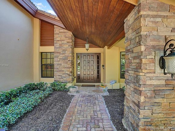 4th image of 6931 E Cypresshead Dr