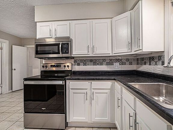 5th image of 1701 S Park St #1