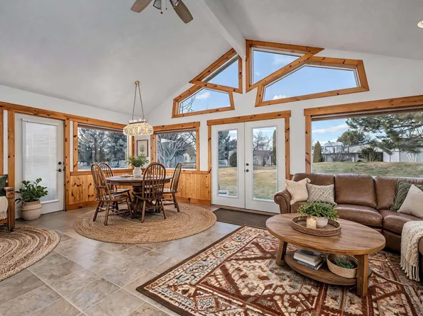 5710 Howard Ln, Nampa, ID 83687
