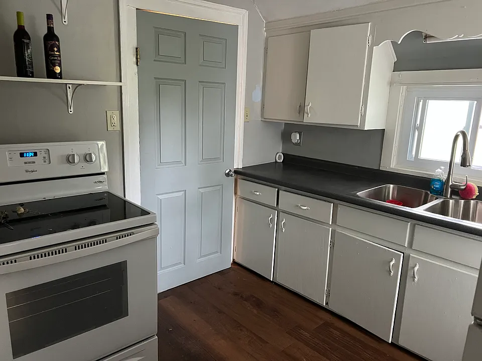 357 Morgan St #2