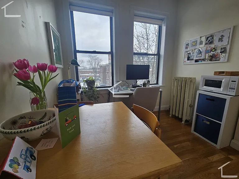 4 Park Vale Ave #8 — Photo 10