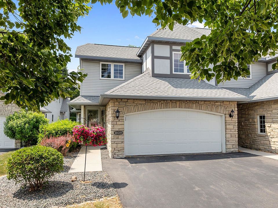 1st image of 1609 N Lilas Dr