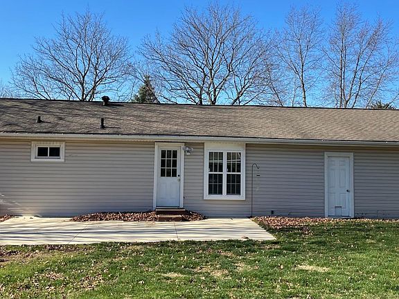 2nd image of 325 Durling Dr