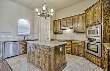 4th image of 440 Cherry Ln #A