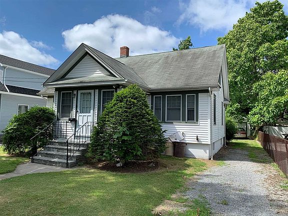 2nd image of 12 West Dr