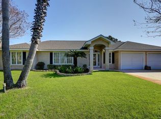 124 Lakeview Cir, Panama City Beach, FL 32413