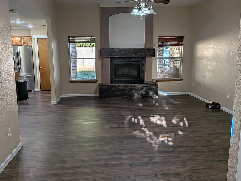 1821 Arbor Dr — Photo 10