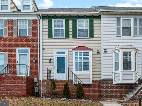 2412 Potterfield Rd, Windsor Mill, MD 21244