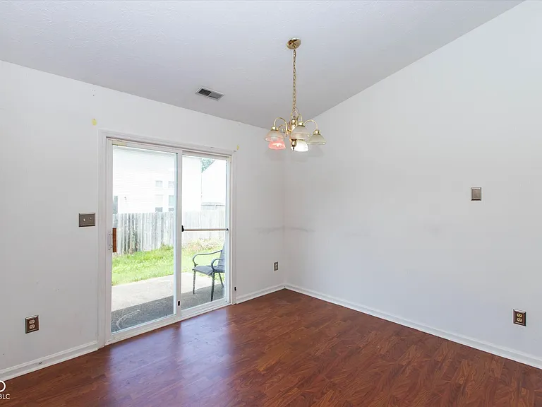 7136 Pluto Dr — Photo 8