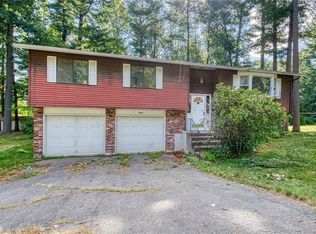 15 Northfield Rd, Enfield, CT 06082