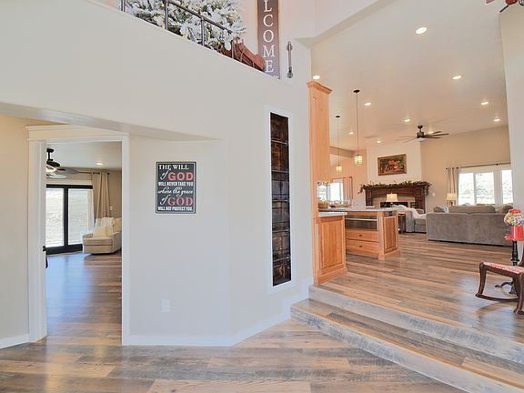 5th image of 656 S Bullion Canyon Rd