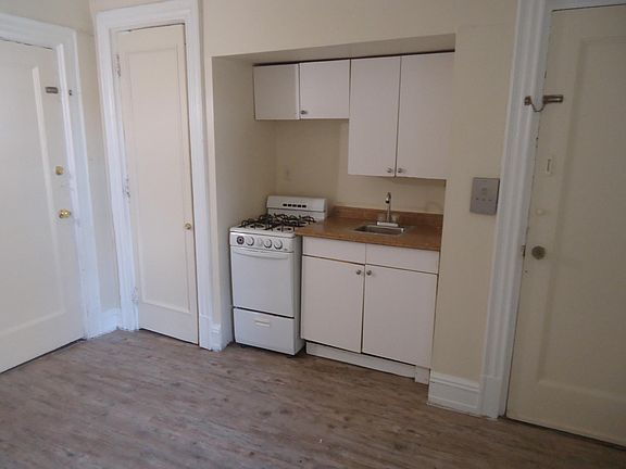 4th image of 197 North St APT B7