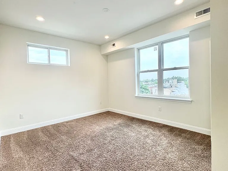 2331-33 N 33rd St. - DPD 6215 — Photo 32