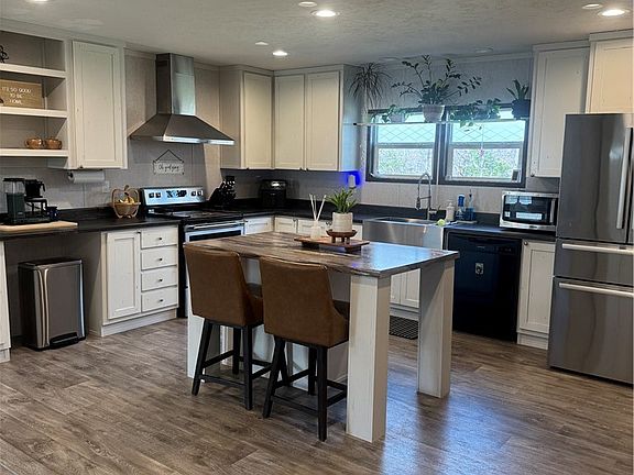 4th image of 56514 607th Rd