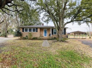 938 Valley St, Hanahan, SC 29410