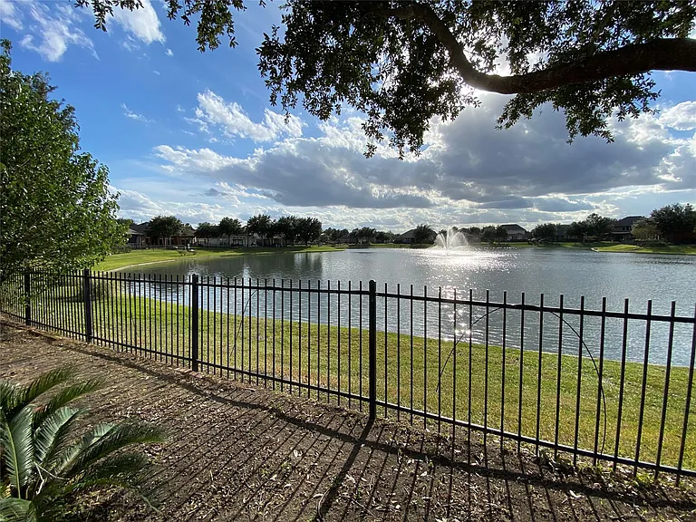 25503 Lockspur Dr — Photo 37