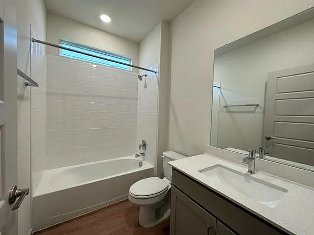 1316 Plymouth Rd — Photo 21