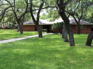 211 Zornia Dr, Castle Hills, TX 78213