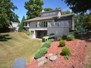 5820 N Shore Dr, Clarklake, MI 49234