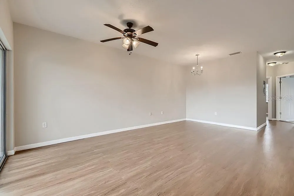 3 bed, $1,795 — Photo 1
