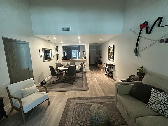 4th image of 2401 Eilers Ln Unit 904