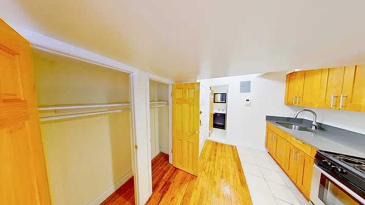 Rented by SAFEGUARD REALTY PARTNERS LLC | media 20