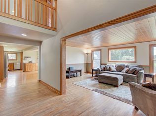 3230 Meadow Rd, Verona, WI 53593