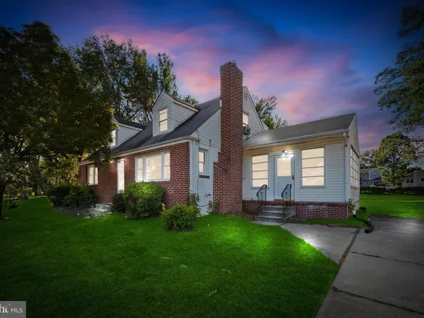 245 Paxson Ave, Hamilton, NJ 08690