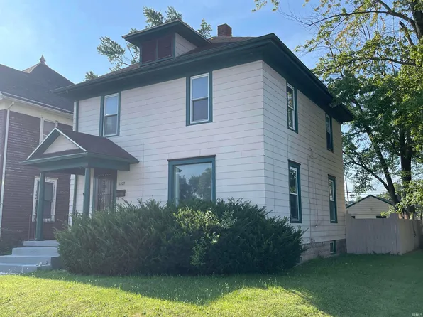 1707 E Broadway St, Logansport, IN 46947