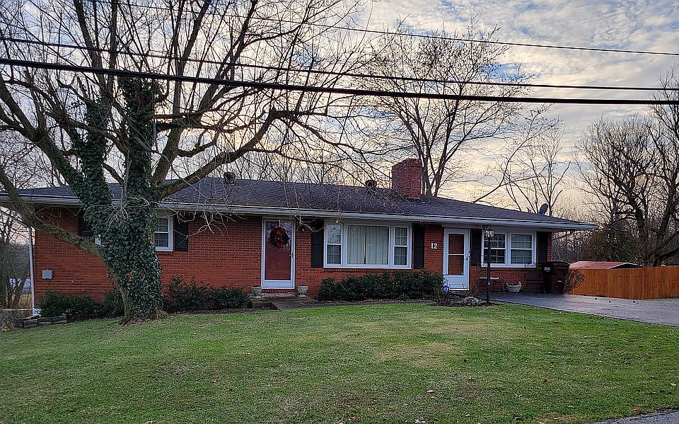 1st image of 12 Hillcrest Dr