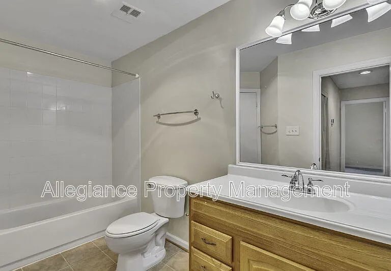 11041 Villaridge Ct #B — Photo 14