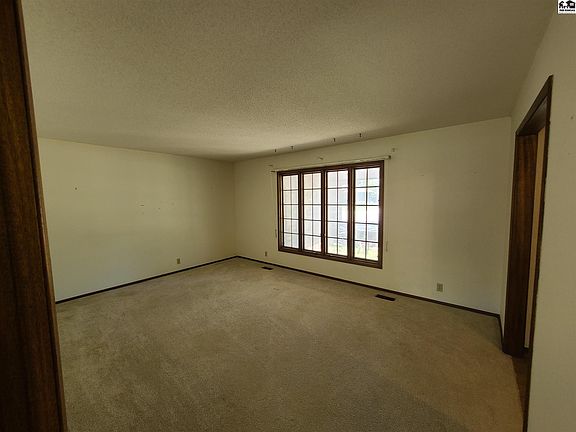 2nd image of 2403 Westminster Dr
