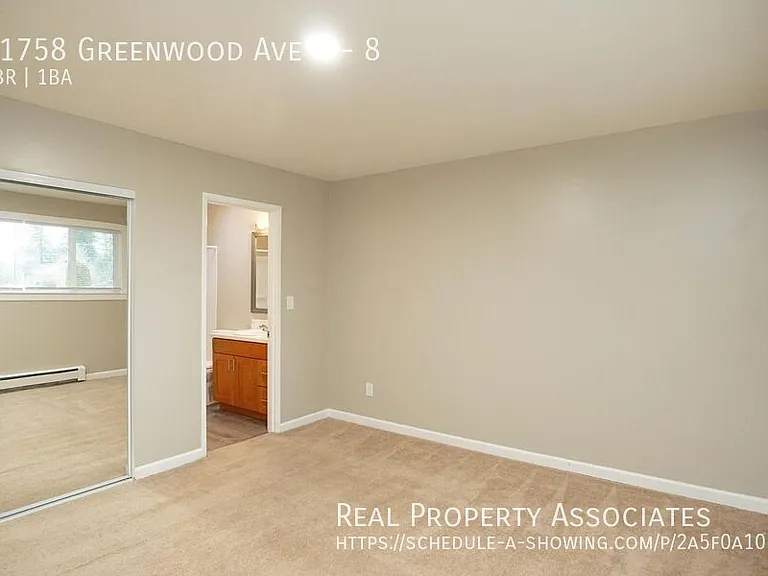 11758 Greenwood Ave N #8 — Photo 7