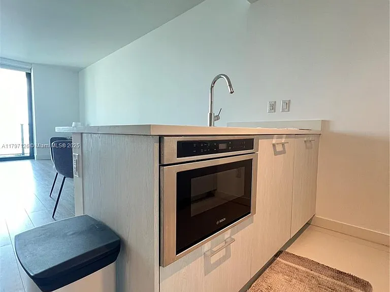 501 NE 31st St #1202 — Photo 9
