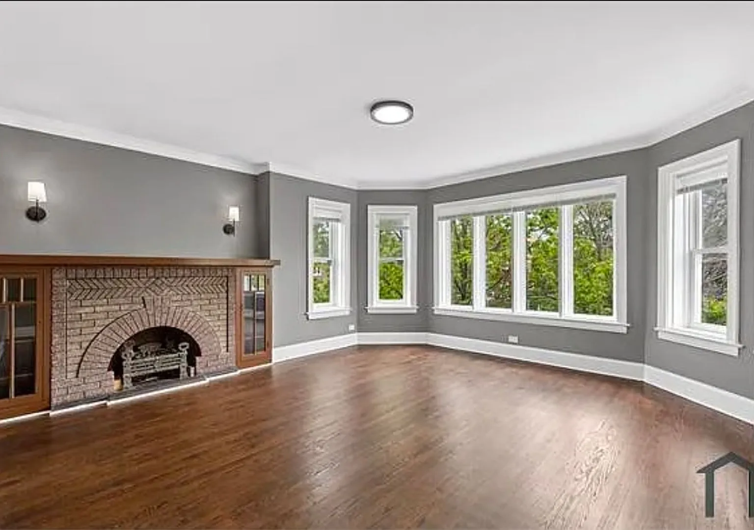 8210 South Marshfield Ave. — Photo 4