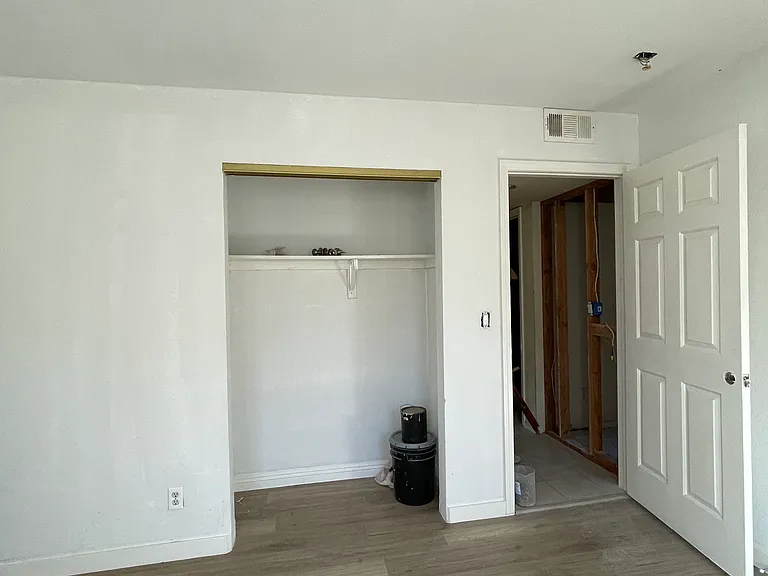 5418 Almont St — Photo 7